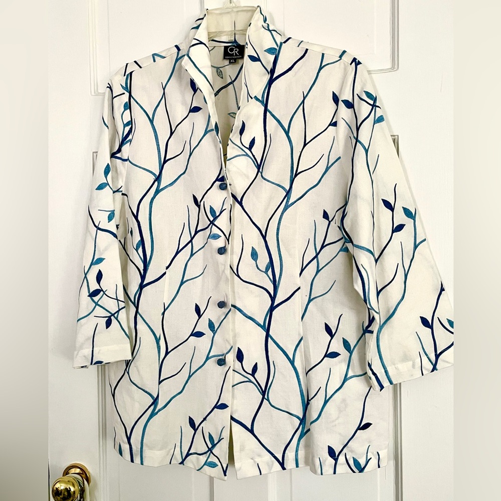 Connie Roberson Luxury Embroidered White Linen Jacket Shades of Blue - Picture 7 of 10